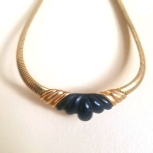 VNTG • Obsidian Choker